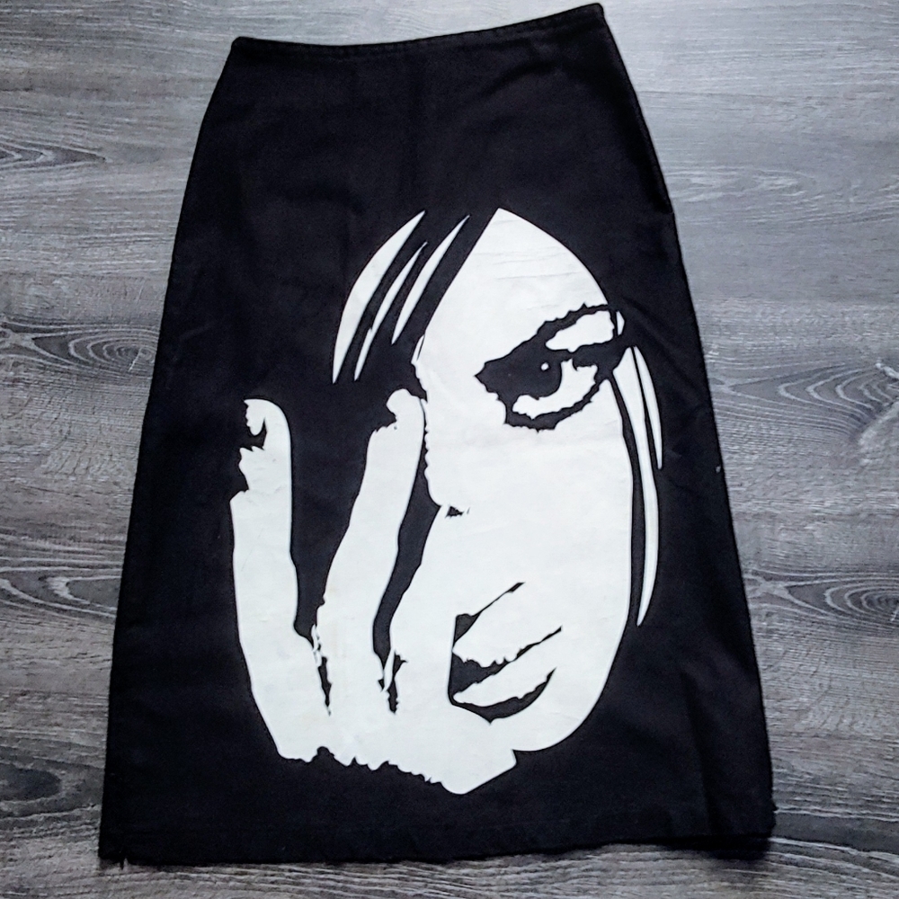 Black and white face skirt